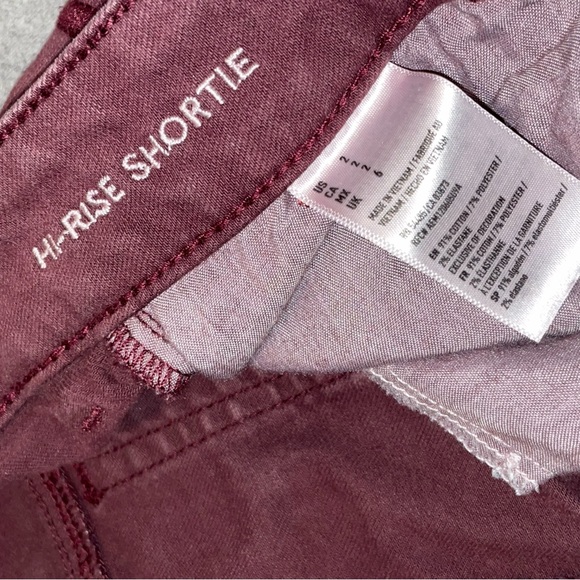 American Eagle Hi-Rise Shorty Jean Shorts Maroon Women’s Size 2 - Picture 3 of 4